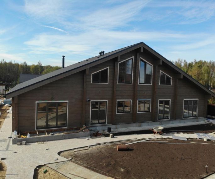 Дом с бассейном в Московской области